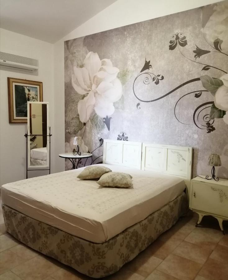 Residenza Agrituristica Santa Lucia Con Piscina Lägenhet Alghero Exteriör bild