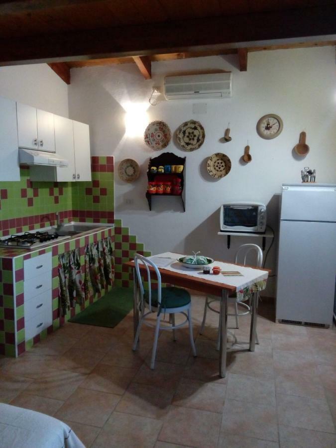 Residenza Agrituristica Santa Lucia Con Piscina Lägenhet Alghero Exteriör bild