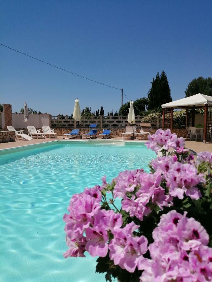 Residenza Agrituristica Santa Lucia Con Piscina Lägenhet Alghero Exteriör bild