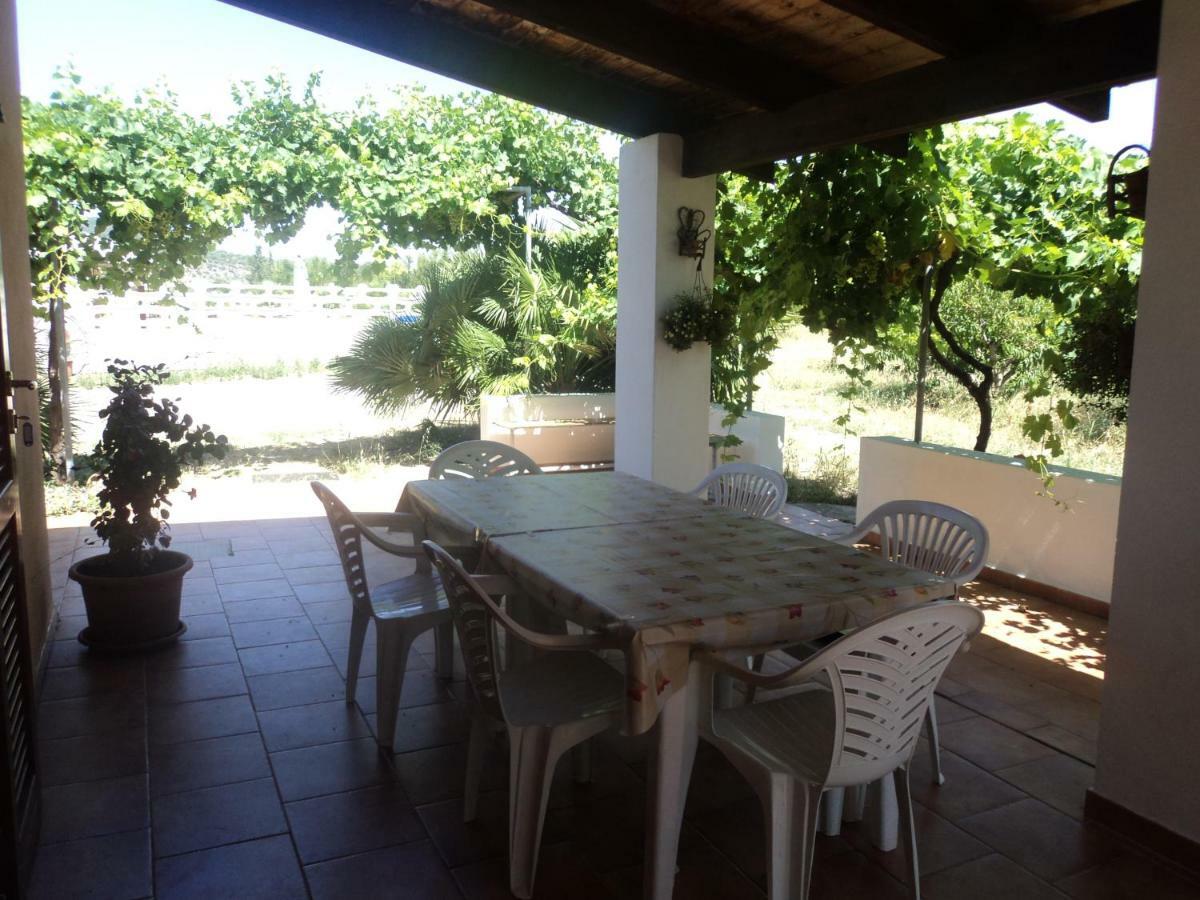 Residenza Agrituristica Santa Lucia Con Piscina Lägenhet Alghero Exteriör bild
